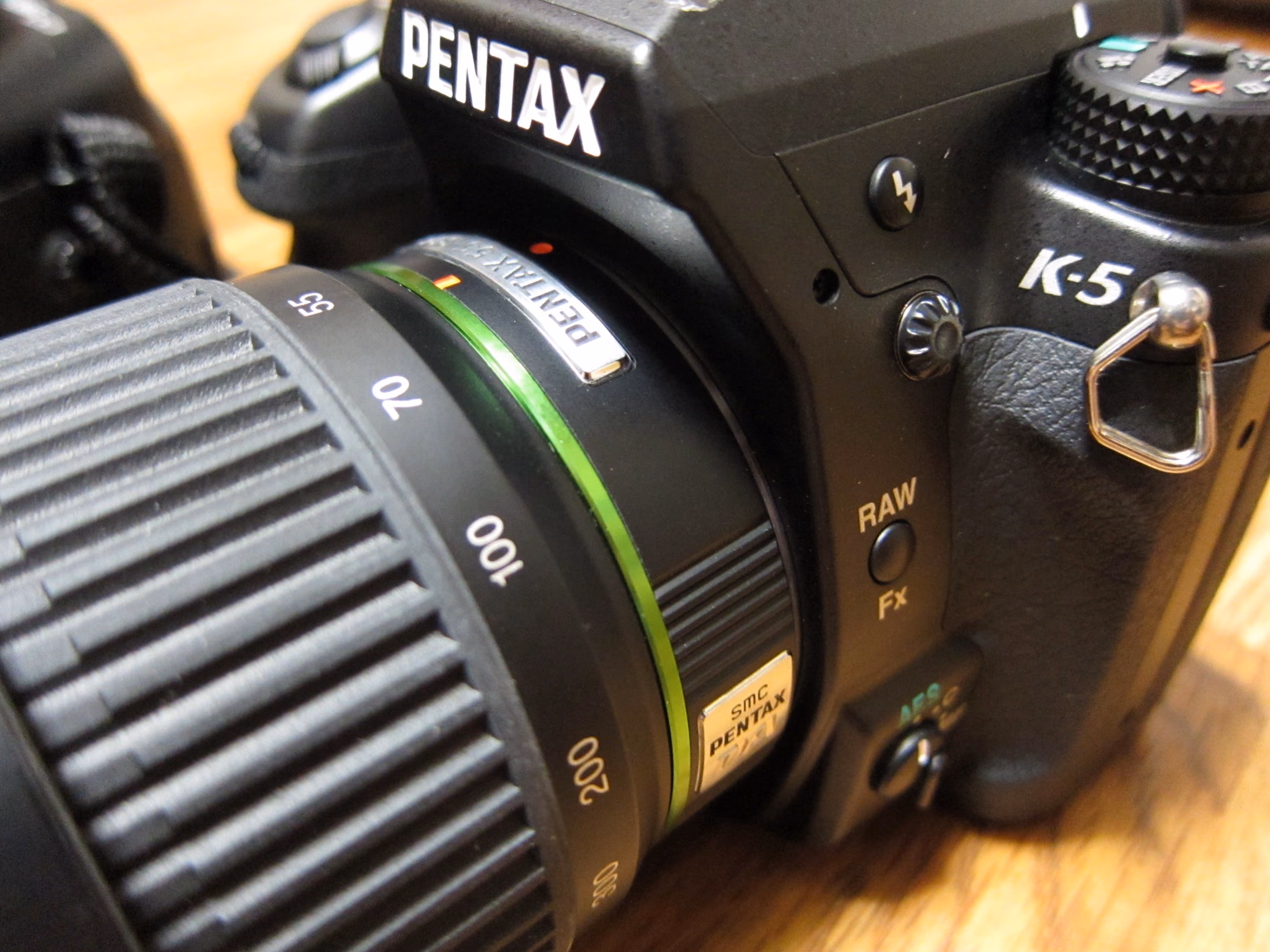 半値近くまで値下がりしたのでPENTAX K-5買いました