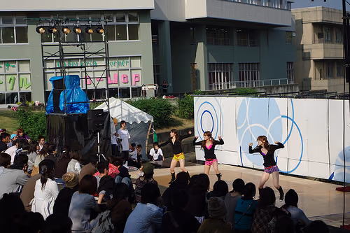 連休初日～学園祭