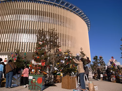 100本のクリスマスが移転