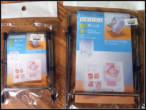iPad簡易スタンドを用意した
