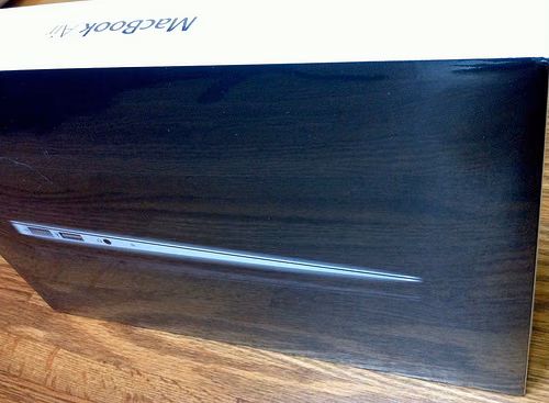 MacBook Air衝動買いと開封の儀