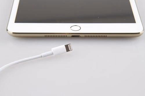 次期iPad mini2は指紋認証機能「Touch ID」を搭載か？