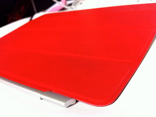 iPad2 Smart Cover Red装着