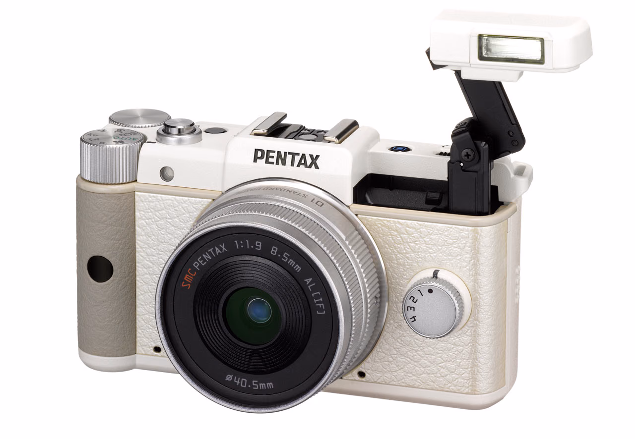 気になるPENTAX Q