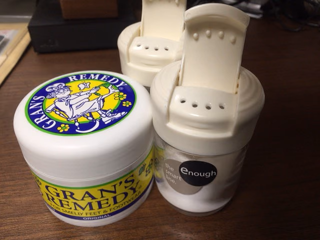 靴用除菌・消臭パウダーのグランズレメディを買ってみた
