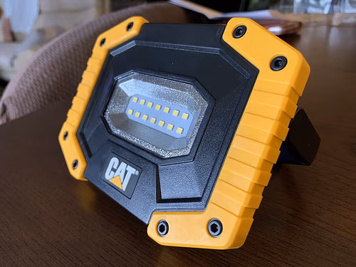 防災用にコストコでCAT製LEDハンディライトを買ってみた