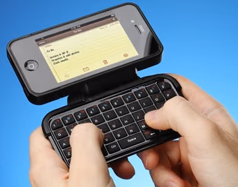 3千円のiPhone4サイズBluetooshキーボード