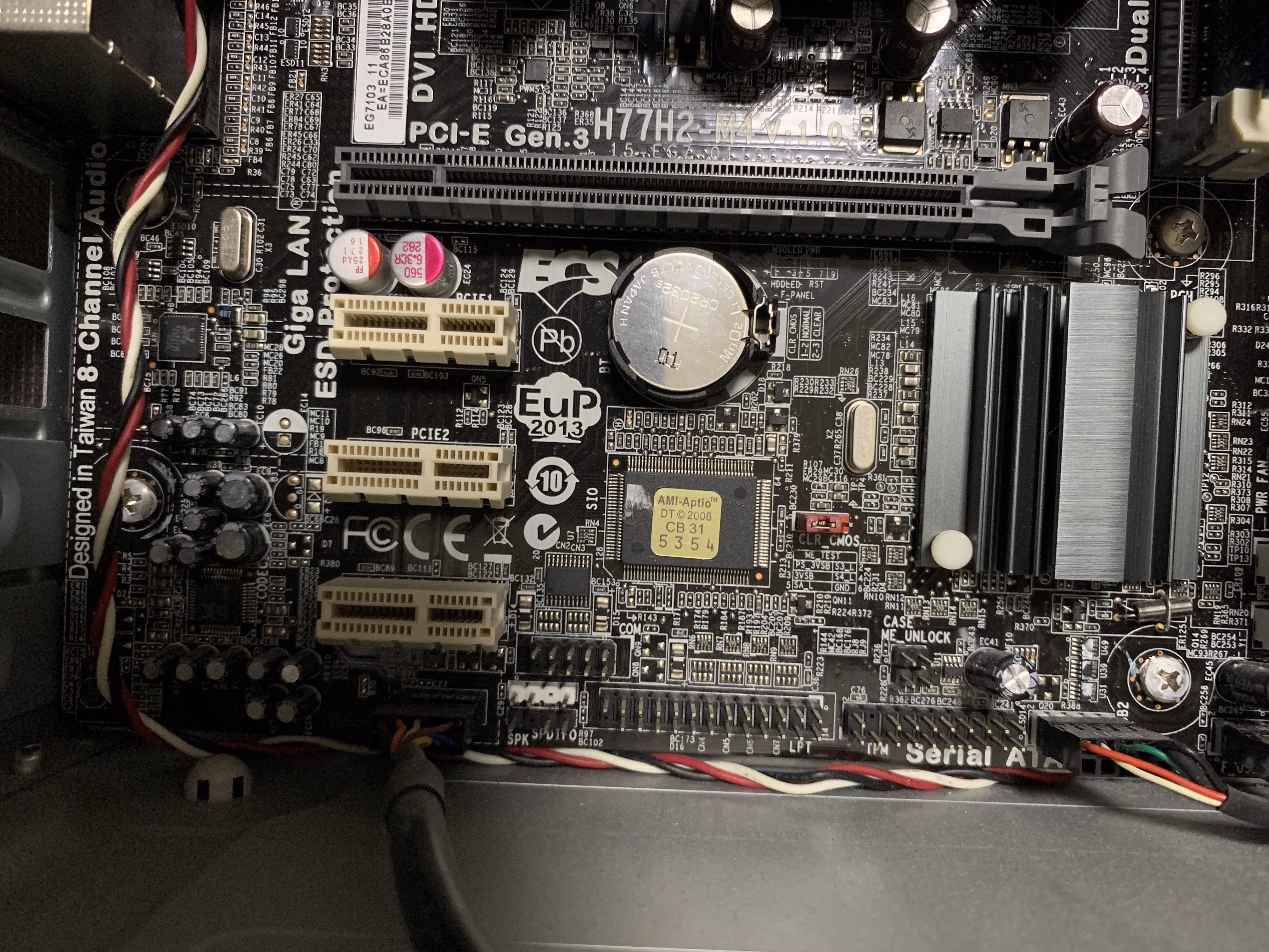 PCの電池交換したら起動しなくなった