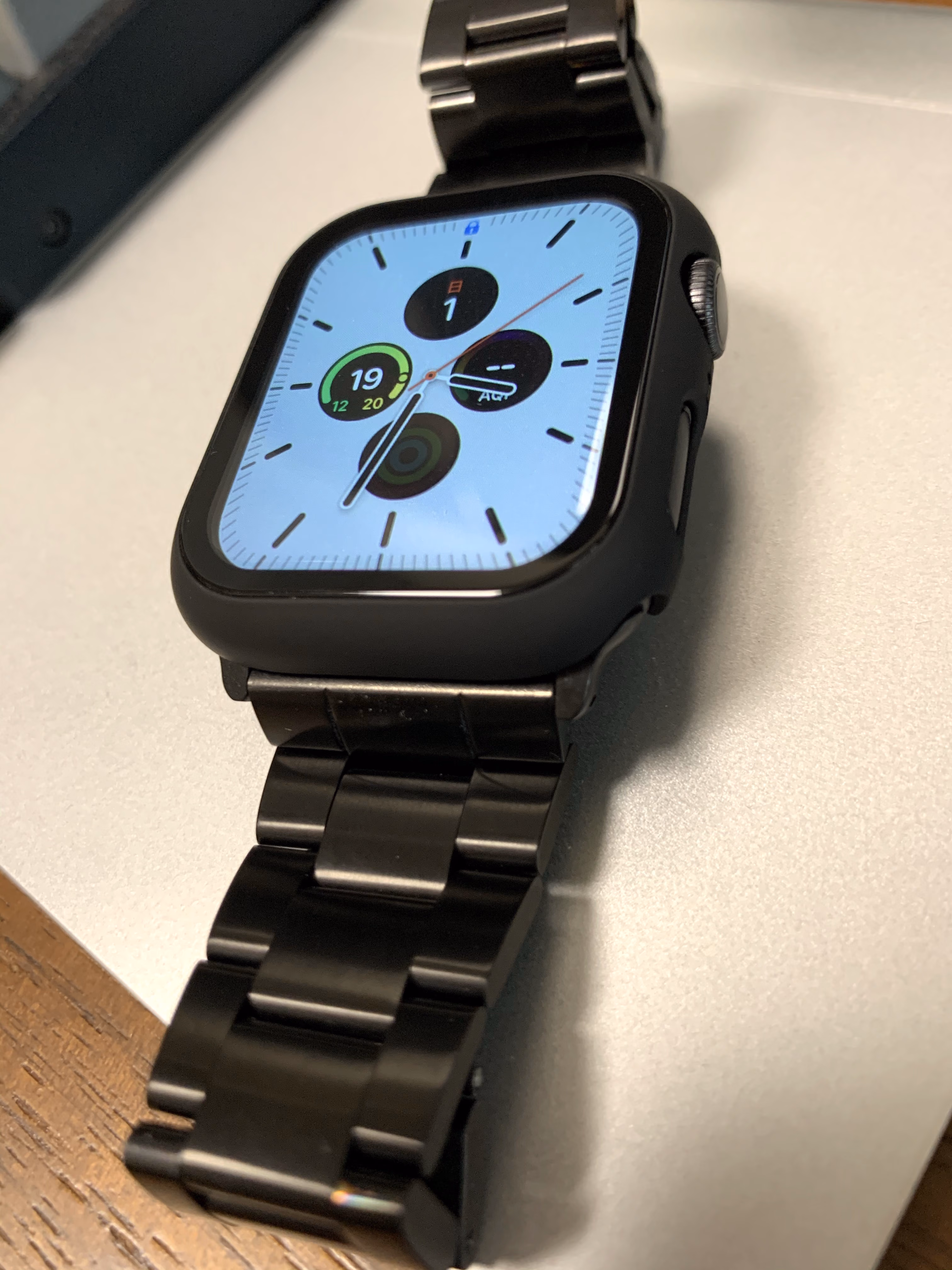 AppleWatch保護カバーとベルト交換