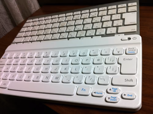 任天堂ワイヤレスBluetoothキーボード